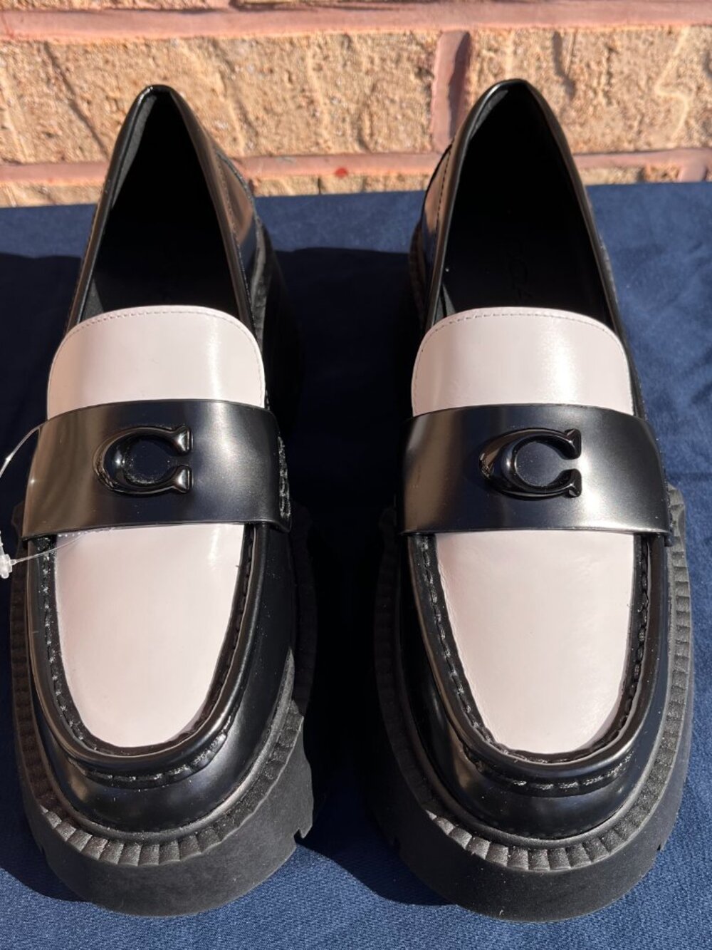 COACH Leah Platform Loafers Women’s Size 5 Leather Black White Lug Sole Shoes - Picture 3 of 16